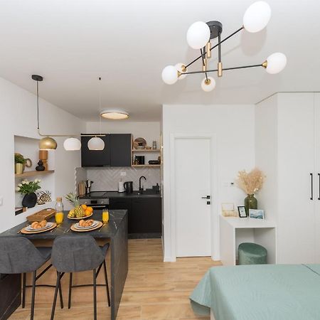 Studio Apartment Bianco, Near Beach, Free Parking, Wi-Fi Μακάρσκα Εξωτερικό φωτογραφία